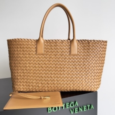 Bottega Veneta Shopping Bags